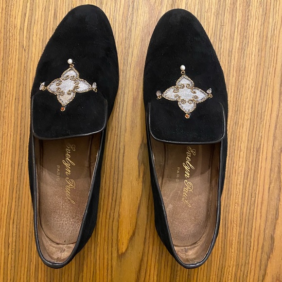 RARE Evelyn Paul black suede embellished flats made in Paris.  Size 8.5 - Picture 1 of 8